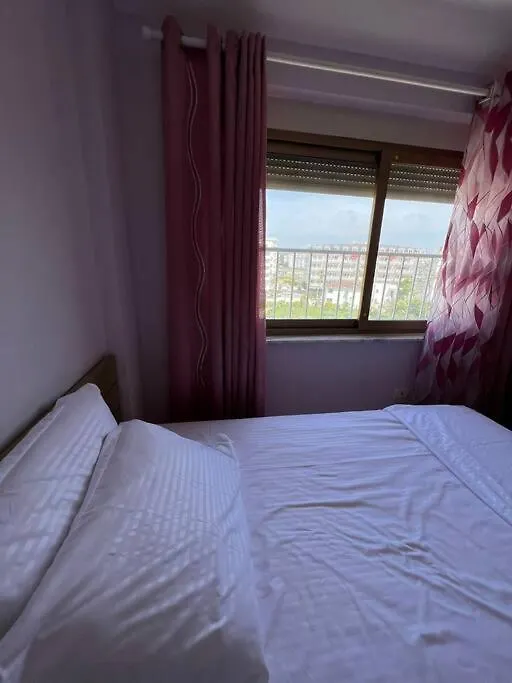 Lovely Beach Apartment Golem  Albanien